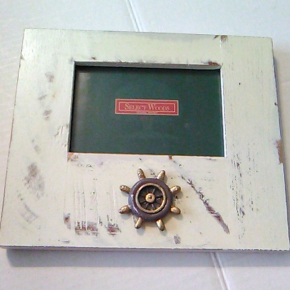 Select Woods Other - Nwot Distressed off white frame